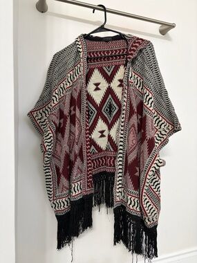 Topshop Burgundy, Black & Cream Patterned Knit Poncho